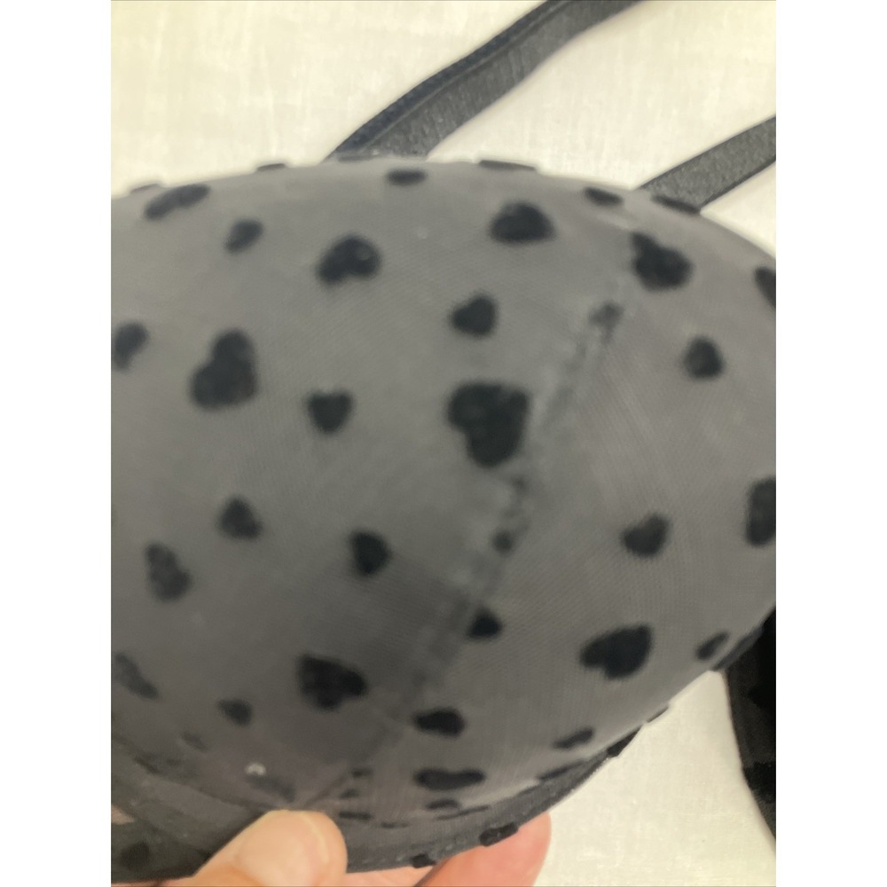 Victory Secret 36B Black Hearts! Beautiful Bra - Picture 3 of 5